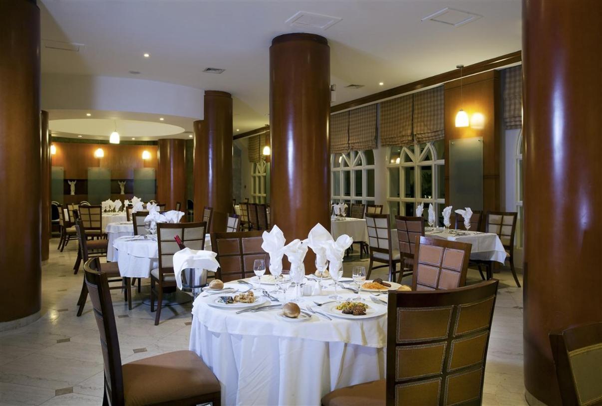 Hotel Ledger Plaza Bangui Bagian luar foto