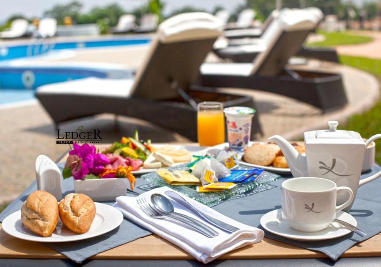 Hotel Ledger Plaza Bangui Bagian luar foto