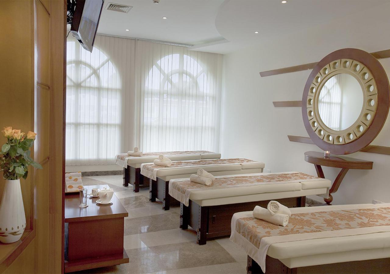 Hotel Ledger Plaza Bangui Bagian luar foto